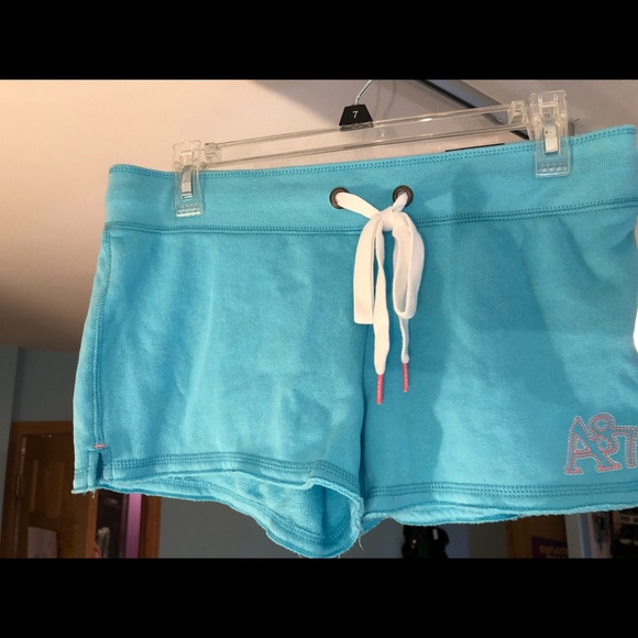 Blue Aeropostale shorts - Picture 2 of 2